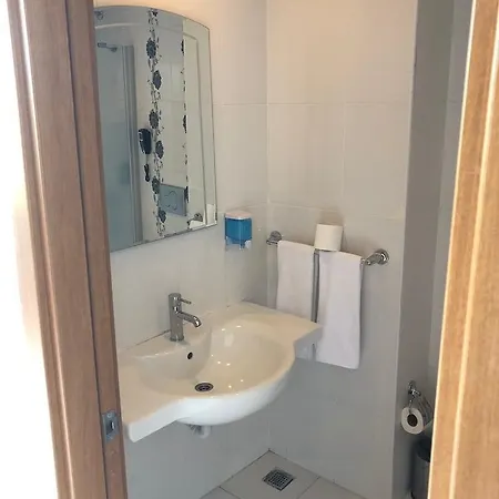Hotell Monna Roza