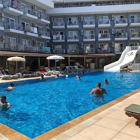 Monna Roza Hotell 4*